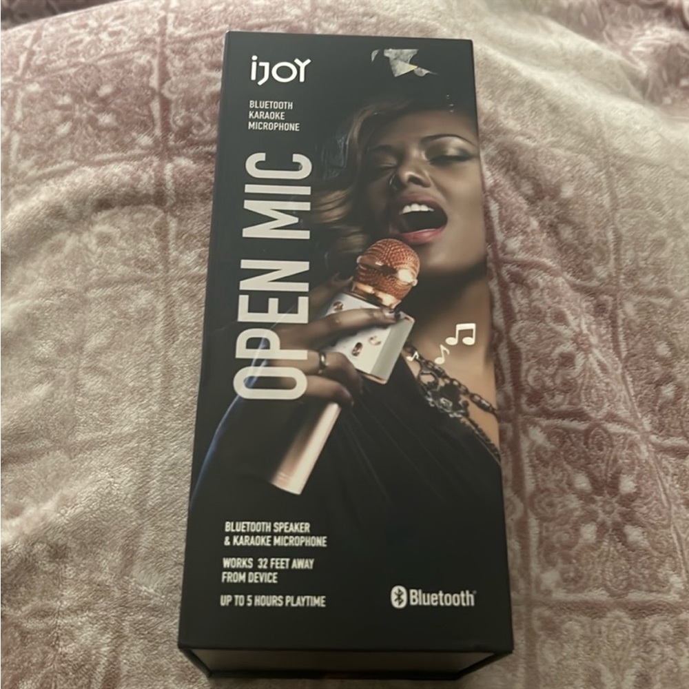 I joy Bluetooth karaoke mic
